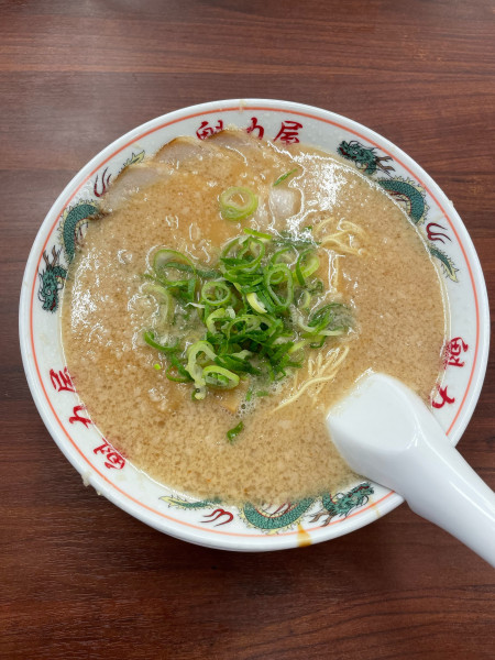 「コク旨ラーメン(891円)」@ラーメン魁力屋 弘明寺店の写真