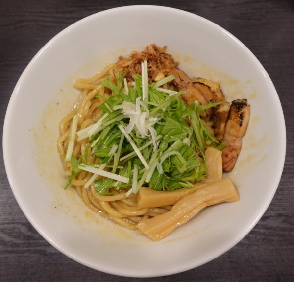 「油そば（750円）+中盛（50円）」@麺処 大沼の写真