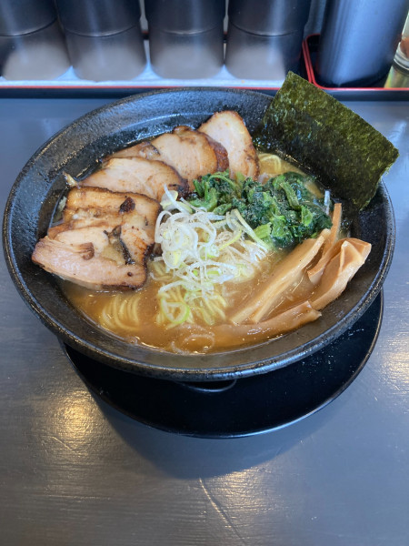 「濃厚鶏白湯そば～煮干し合わせ～＋チャーシュー」@中華そば  一徹者の写真