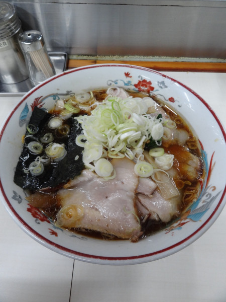 「青島チャーシュー大1050円 ネギ50円」@青島食堂 秋葉原店の写真