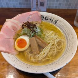 白しょうゆ中華そば　980円