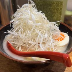 塩ネギラーメン