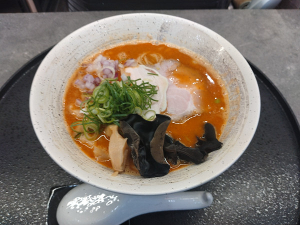 「【限定】赤丸鶏濃厚そば¥1100-」@中華そば 神田 そめいよしのの写真