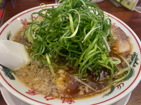 「京都背脂醤油九条ねぎラーメン：1034円→924円」@京都北白川 ラーメン魁力屋 郡山桑野店の写真