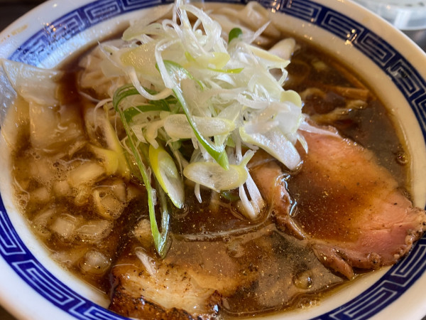 「煮干中華蕎麦+ワンタン」@中華蕎麦 こばやの写真