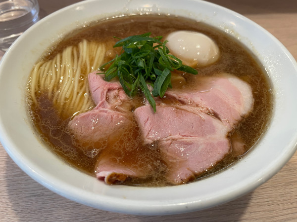 「特製醤油らーめん」@麺笑巧真の写真