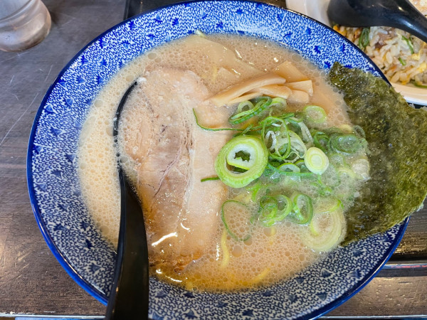 「ミニチャーハンセット　￥１２６５」@麺家一火 半田店の写真