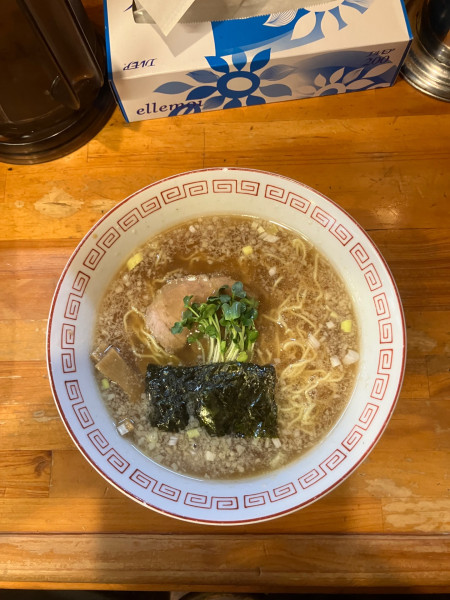 「支那そば 900円」@支那そば 晴弘の写真