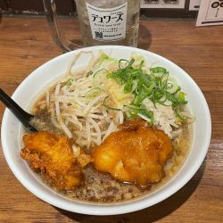 銀二郎(ﾆﾝﾆｸ&背脂)¥900