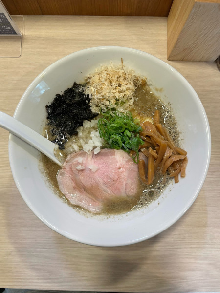 「煮干しそば(1100円)」@中華そばカナリヤの写真