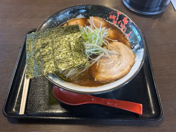 「コク醤油チャーシュー麺」@麺楽屋の写真