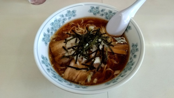 「らーめん_750円」@ともちゃんらーめんの写真