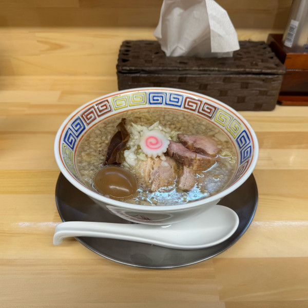 「特製背脂中華そば」@中華そば光の写真