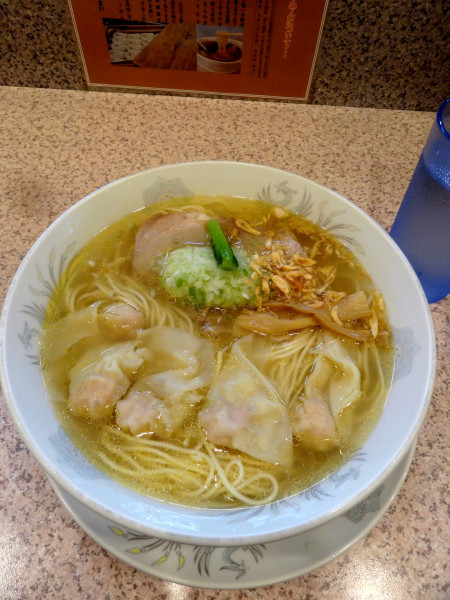 「塩ネギワンタンメン1100円」@ラー麺専門店 こしがやの写真