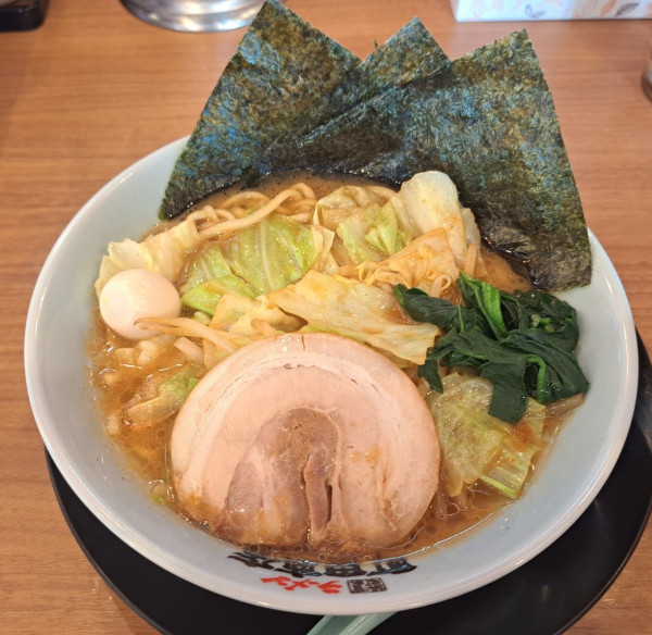 「味噌ラーメン900円」@町田商店 一関店の写真