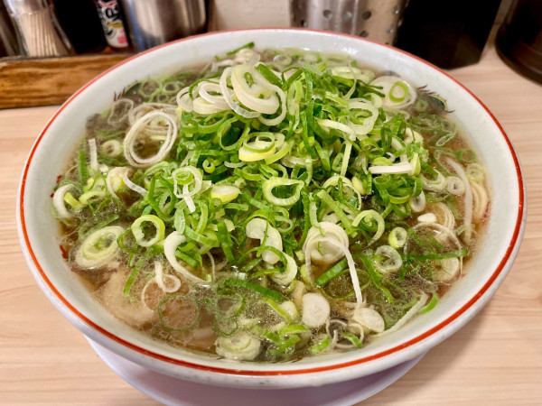 「ラーメン 九条ネギ増し」@本家 第一旭 新宿店の写真