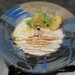 蟹の白湯ラーメン（980円）