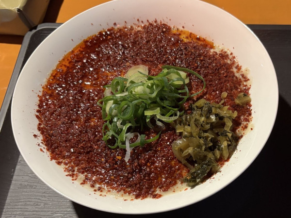 「鶏麺RED（追い飯付）」@CaravanTTRの写真