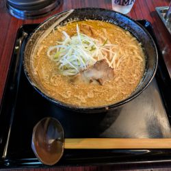 味噌󠄀拉麺(小)+黒豚餃子