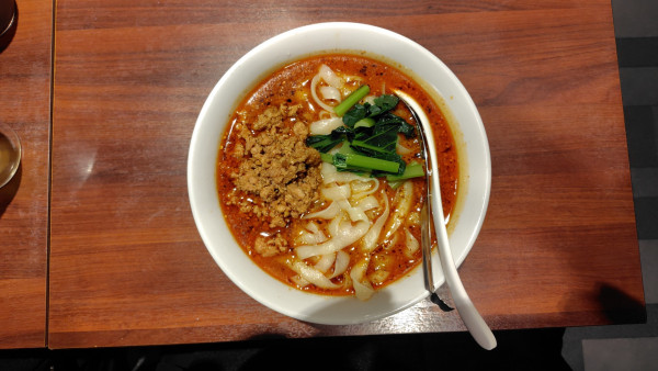 「元祖　麻辣刀削麺　小辛」@陳家私菜 新橋店の写真