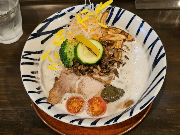 「【限定】ポルチーニ薫る生ハム白湯そば　1780円」@sobabar Ciliegioの写真