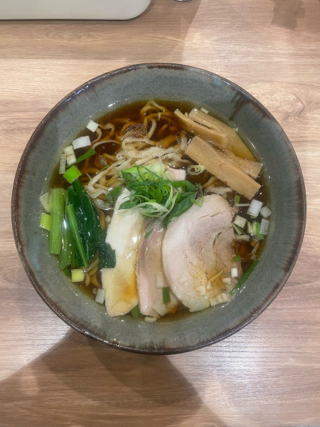 「醤油そば(1000円)」@自家製麺250の写真