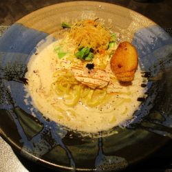 蟹の白湯ラーメン　980円