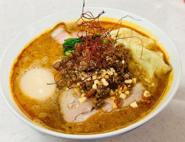 「【限定】特製担々麺(大)【2000円】」@ラーメン星印の写真