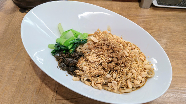 「本場成都の汁なし担担麺(辛さ1･痺れ2)」@雲林坊 高輪ゲートウェイ店の写真