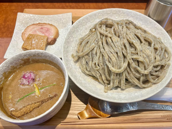 「御影つけめん 中盛+麺増し」@手打式特級多加水 御影麺 鏑矢の写真
