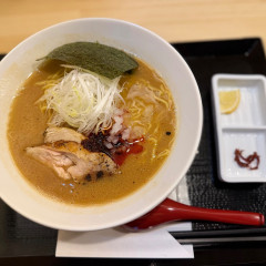 極み鶏白湯味噌麺や さわ田  大塚駅前店の画像
