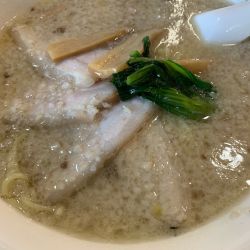 豚骨チャーシュー麺
