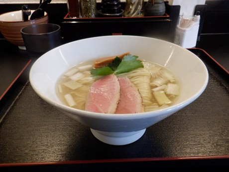 「鴨だし塩ラーメン」@麺堂にしき 西武新宿店の写真