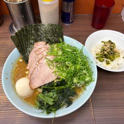 全部乗せらーめん大半ライス