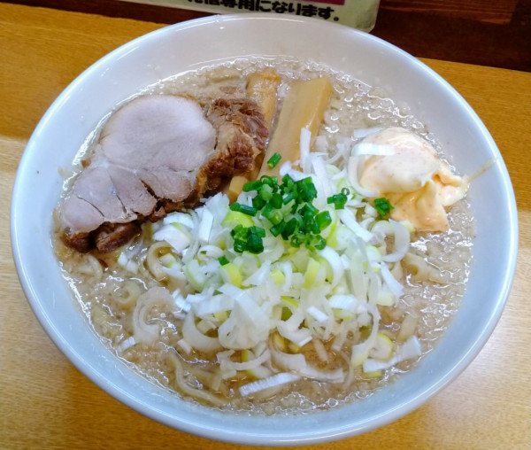 「賄いラーメン(中)+刻み長ネギ、辛マヨ」@ラーメン たかふじの写真