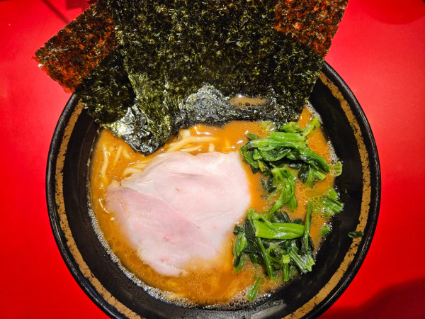 「ラーメン」@家系ラーメン 王道乃印 新橋店の写真