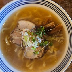 魚醤らーめん並