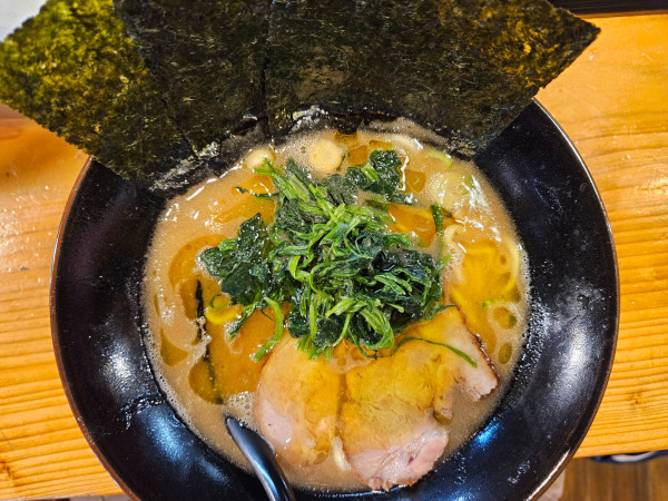 「豚骨醤油ラーメン小」@自家製麺ラーメン 裕喜庵の写真