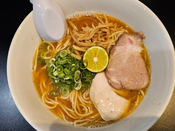 「濃厚秋刀魚らぁ麺」@麺屋 なみまの写真