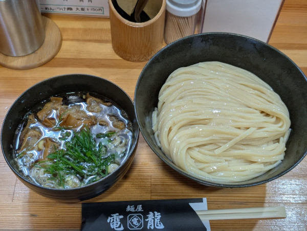 「突発限定油かすつけ麺」@麺屋電龍の写真