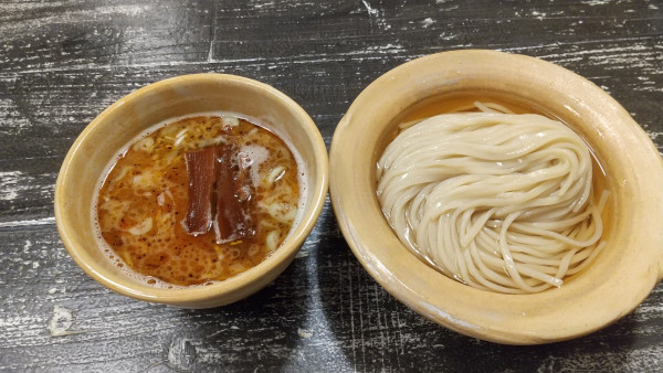 「昆布水つけ麺海老ワンタン3個入」@あいだやの写真