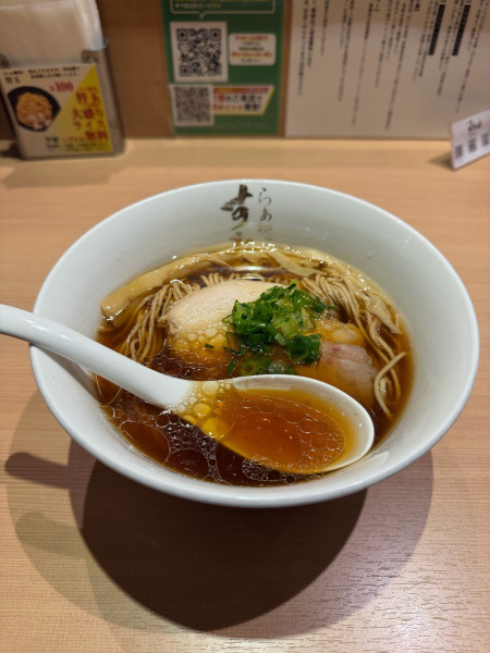 「醤油らぁ麺 850円」@らぁ麺すみ田の写真
