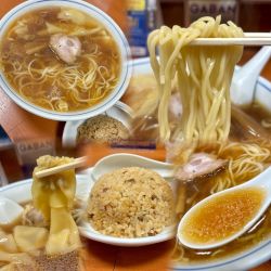 わんたんめん 950円＋ﾐﾆﾁｬｰｼｭｰ炊き込みご飯