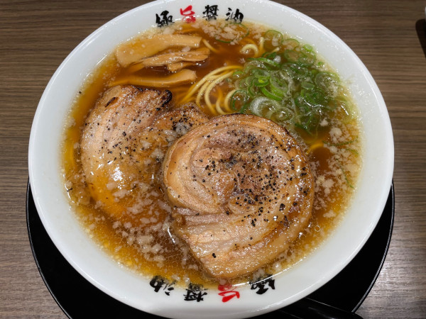 「炙り厚切りしょうゆ　￥１２９８」@一刻魁堂 ポートウォークみなと店の写真