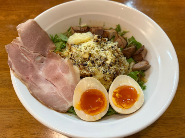 「限定・山椒チーズ味噌まぜそば 特製1230円」@らぁ麺はうす Sumika0の写真