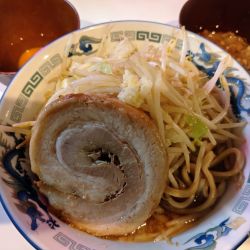 味噌（S) 豚無し 煮豚1枚追加 味付アブラ生卵