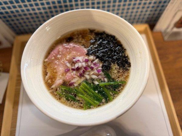 「長岡生姜醤油らーめん 980円」@ハレ＆ケの写真