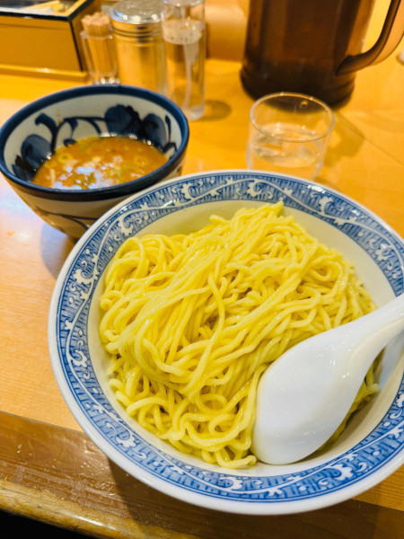「つけ麺大盛り」@中華そば 青葉 川崎アゼリア店の写真
