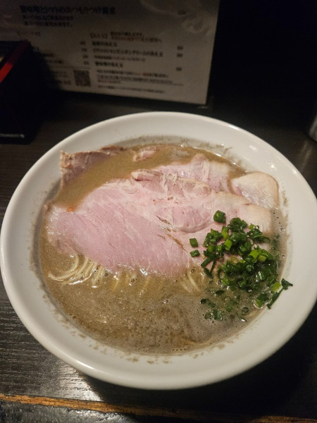 「紅ズワイ蟹蕎麦 + ジトッコシャンピニオンクリームのあえ玉」@灰汁中華 丿貫 福富町本店の写真