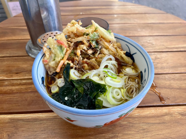 「かき揚げ天そば580円」@江戸切りそば やしま 西葛西本店の写真